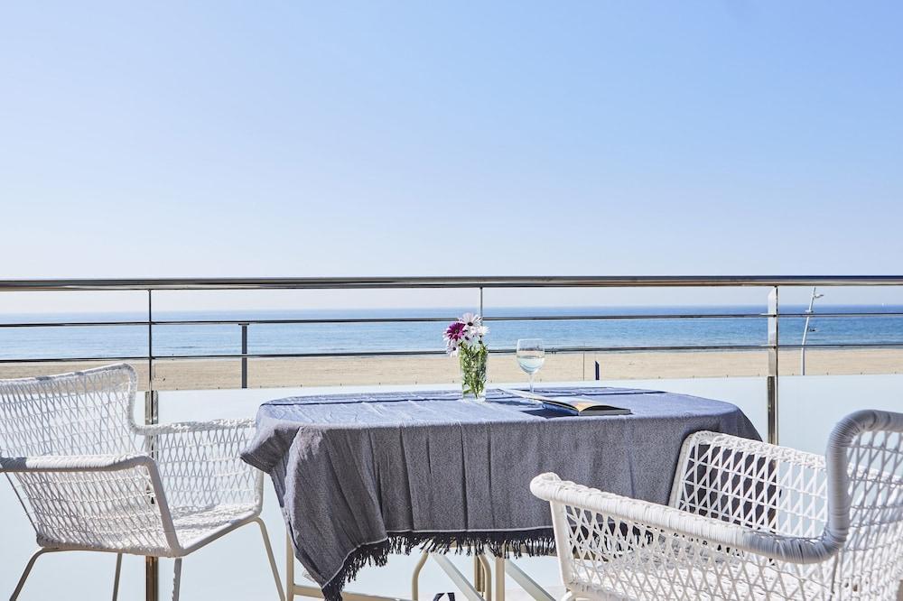 Casa Petit Bateau Be My Guest Castelldefels公寓 外观 照片